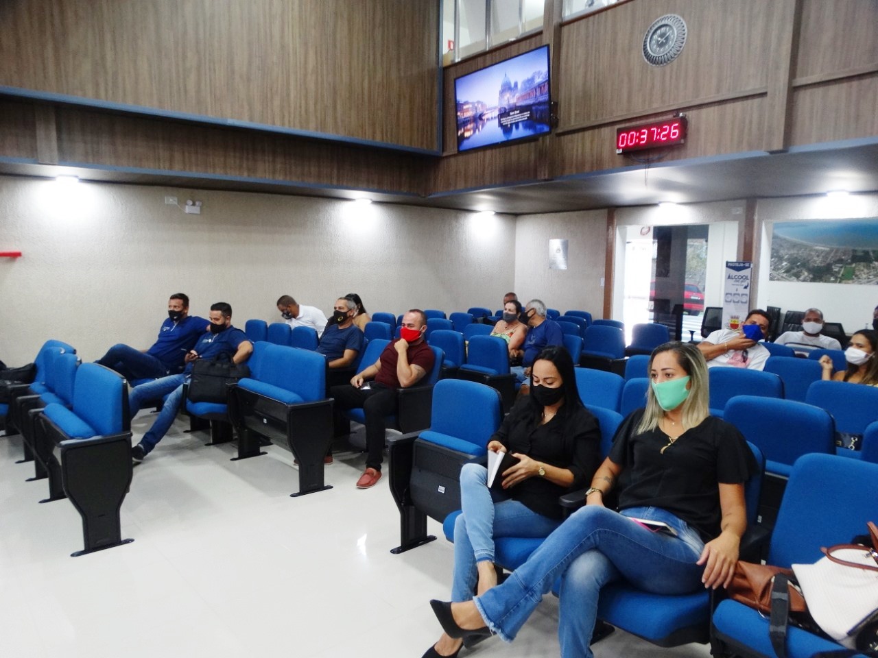 Novos assessores passam por treinamento com servidores efetivos habilitados