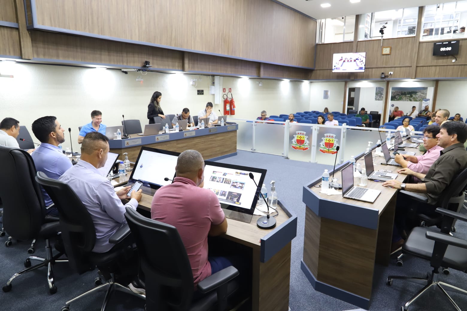 Câmara de Caraguatatuba aprova projeto de auxílio financeiro para famílias atingidas pelas chuvas