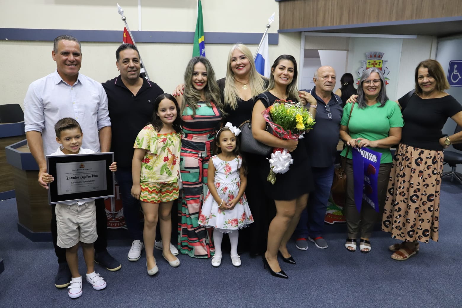 Evandro Cajaiba recebe o título de Cidadão Caraguatatubense