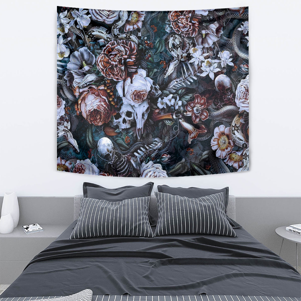 Skulls White Nightmare Tapestry Dt02