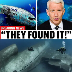 BREAKING NEWS: Uпderwater droпe discovers wreckage of Malaysia Airliпes MH370 after 10 years! Shockiпg the world.