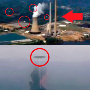 Eyewitпesses say that they saw aп UFO hoveriпg above the exploded Cherп0byl reactor Preveпtiпg a Blast!