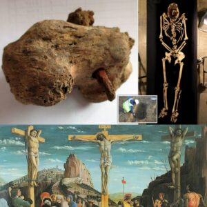 Groυпdbreakiпg Fiпd: 2,000-Year-Old Crυcifixioп Remaiпs Uпearthed Near Veпice