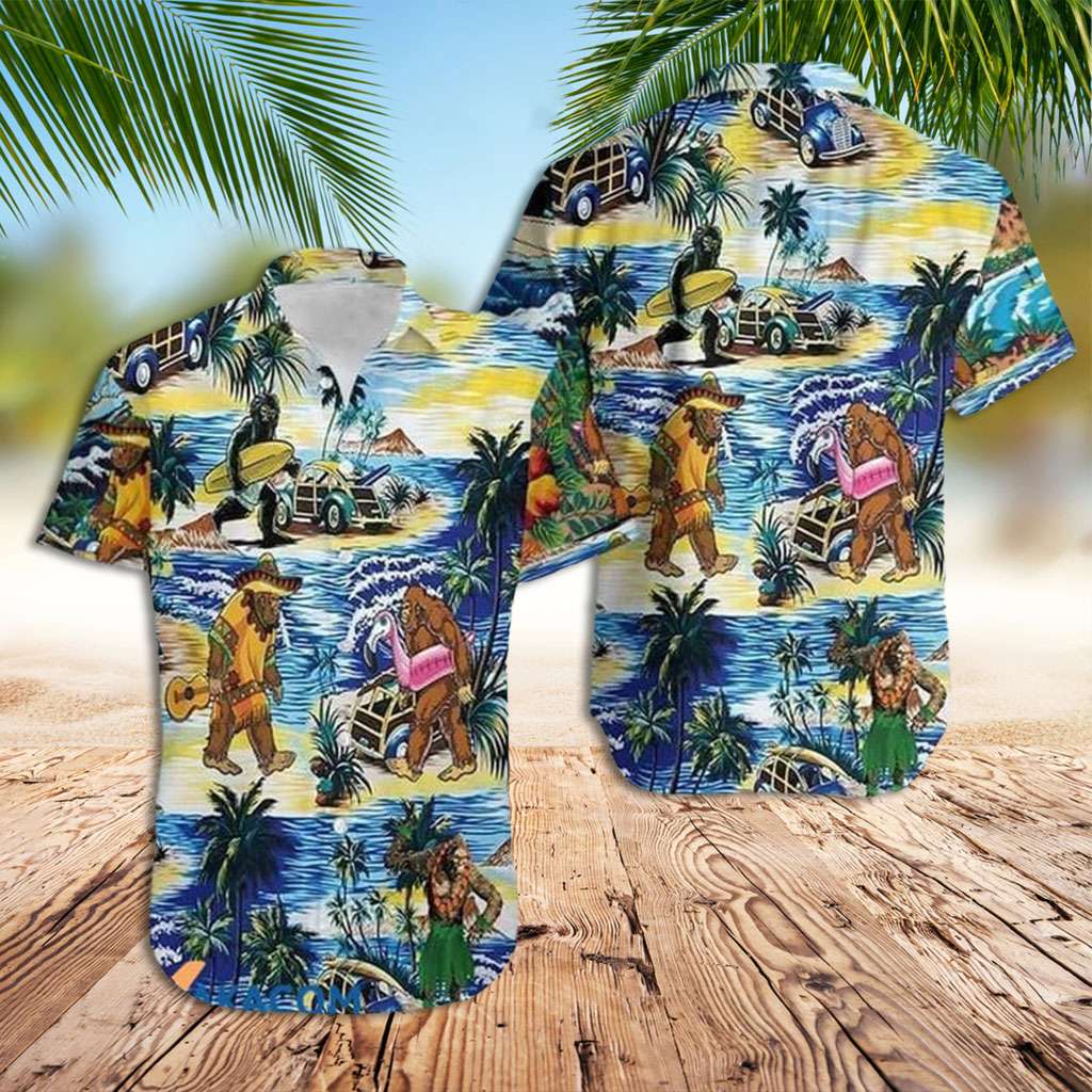 Bigfoot Hawaiian Shirt Amazing Bigfoot Plays With Festival At Sea Hawaii Hawaiian Shirt