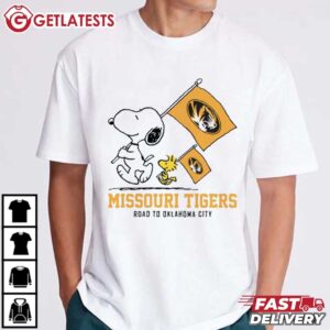 Missouri Tigers Road To Oklahoma City Snoopy T Shirt (3)
