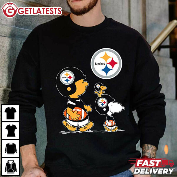 Peanuts Charlie Brown And Snoopy Pittsburgh Steelers T Shirt (3)