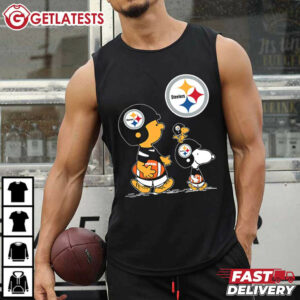 Peanuts Charlie Brown And Snoopy Pittsburgh Steelers T Shirt (4)