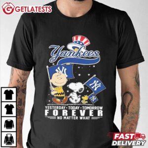 Charlie Brown and Snoopy New York Yankees Forever T Shirt (2)