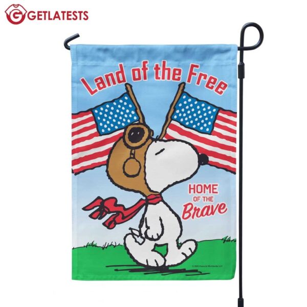 Snoopy Land of the Free Home of Brave Flag (2)