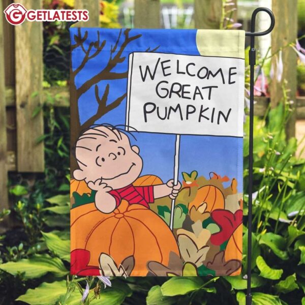 Peanuts Welcome Great Pumpkin Flag (1)