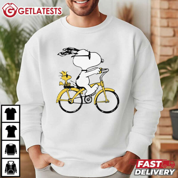 Peanuts Snoopy And Woodstock Riding Bike T Shirt (3)