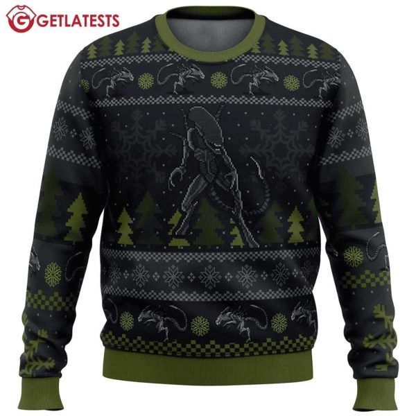 A Christmas Bug Hunt Xenomorph Ugly Christmas Sweater (1)