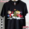 Peanuts Charlie Brown Snoopy Gift Merry Christmas T Shirt (2)