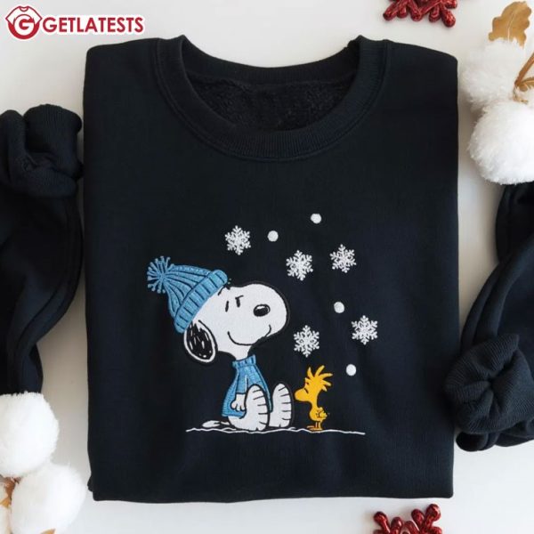 Snoopy And Woodstock Dog Christmas Embroidered Shirt (1)