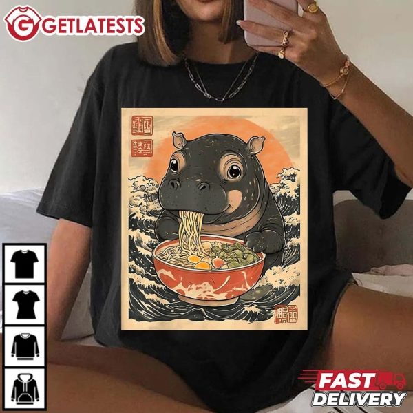 Moo Deng Eat Ramen Japanese Funny Meme T Shirt (1)