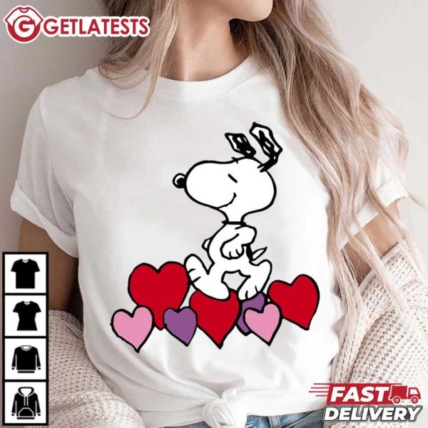 Snoopy Love Heart Funny Valentines Day T Shirt (3)