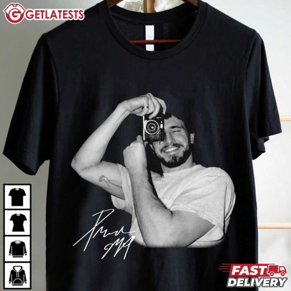 Paul Mescal Photograph With Camera Movie T Shirt (2)