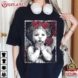 Cupid Valentine Kissing Halftone Cute Valentines Day T Shirt (1)