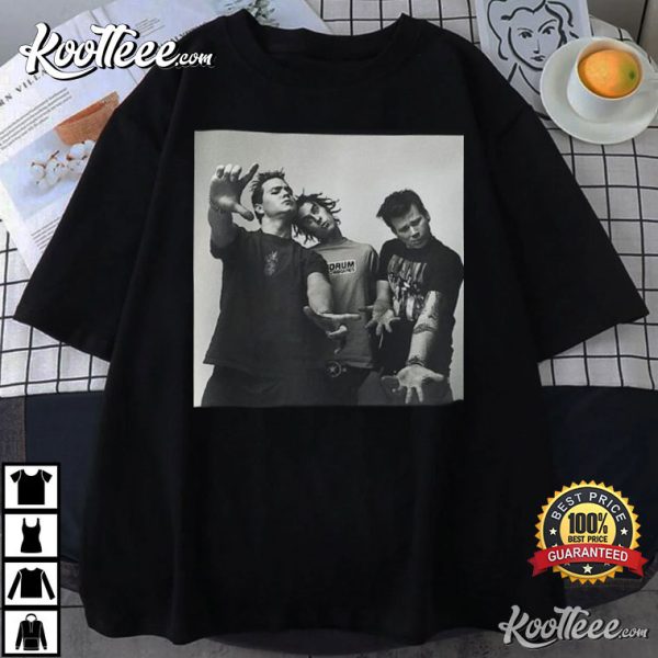 Blink-182 Vintage 90s Gift For Fans T-shirt