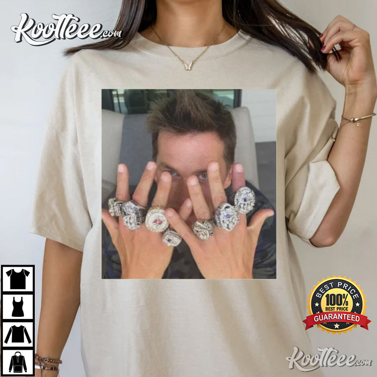 Tom Brady With 7 Rings On Hands Funny Fans Gift T-Shirt