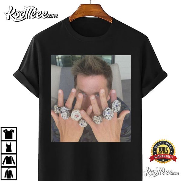 Tom Brady With 7 Rings On Hands Funny Fans Gift T-Shirt