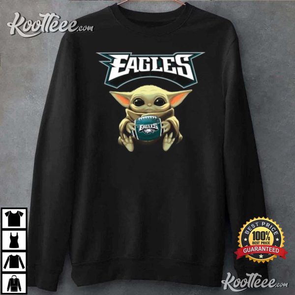 Baby Yoda Hug Philadelphia Eagles Star Wars T-Shirt