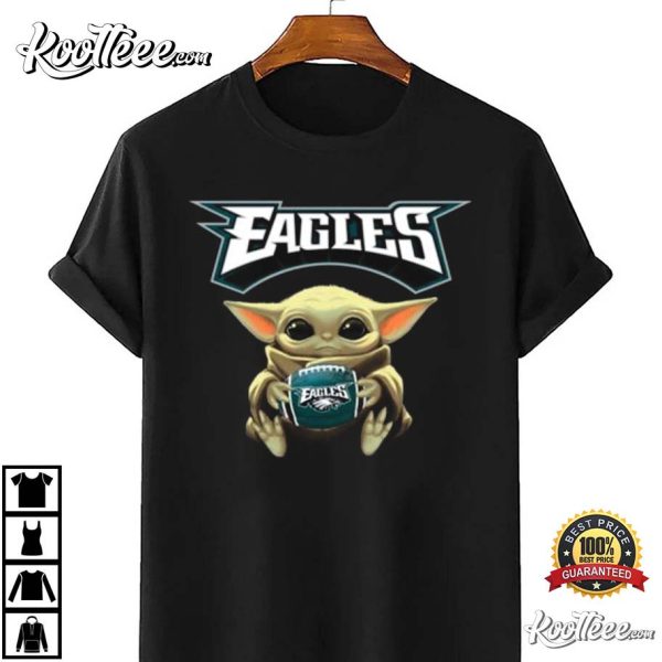 Baby Yoda Hug Philadelphia Eagles Star Wars T-Shirt