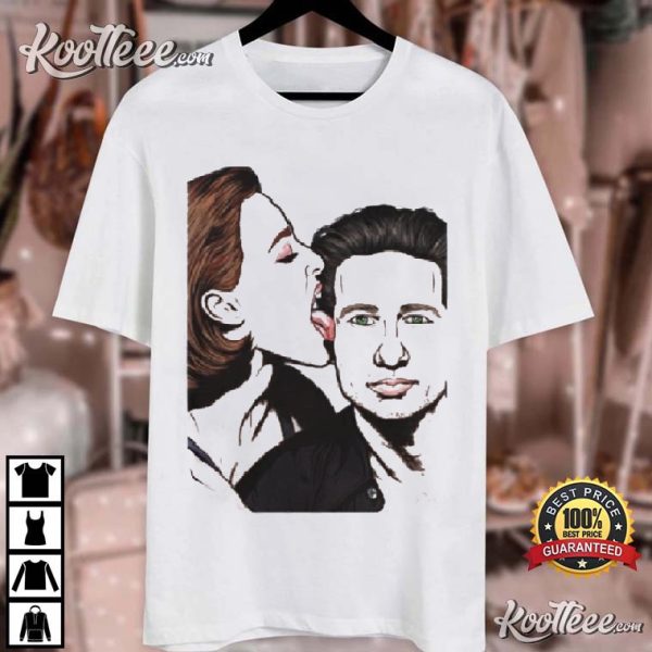 Mulder And Scully X Files T-Shirt