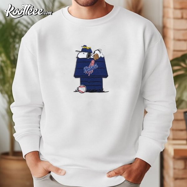 LA Dodgers Snoopy 90s Embroidered Sweatshirt