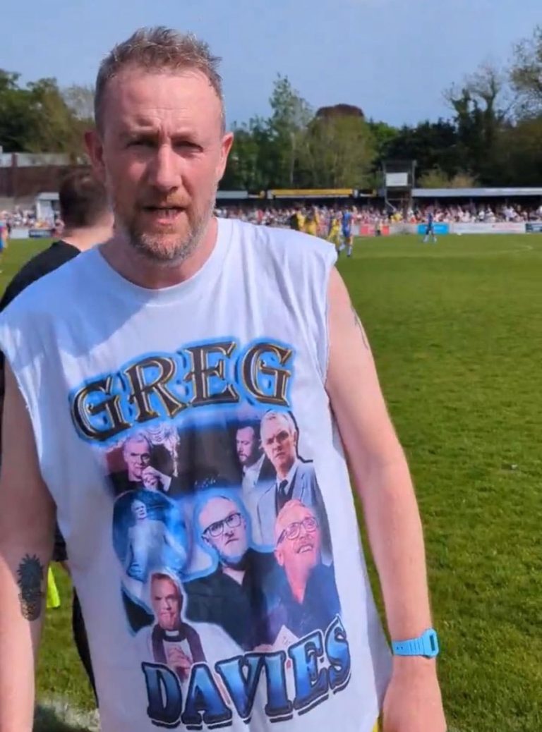 Alex Horne Wearing Greg Davies T-Shirt