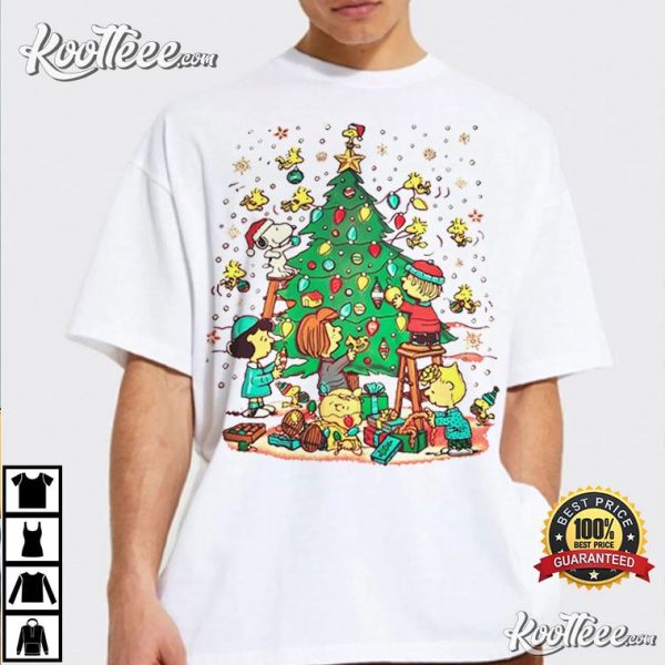 Peanuts Gang Christmas Tree Decorating T-Shirt