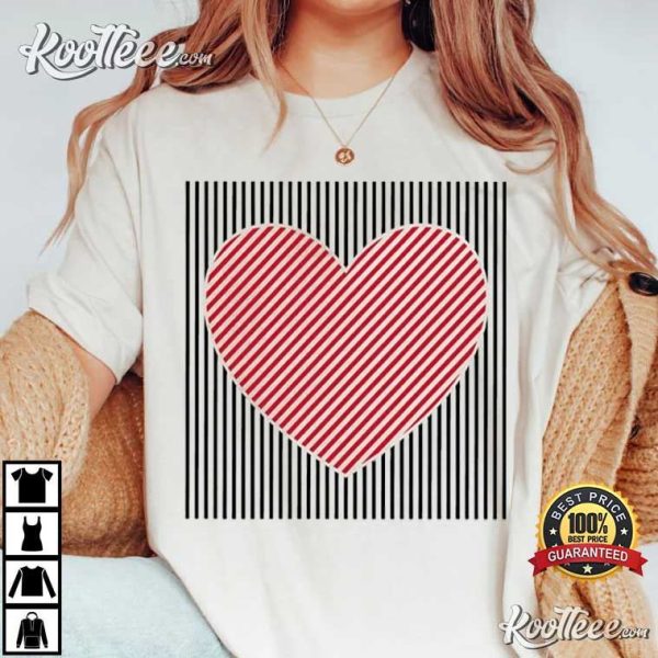 Retro Valentine Heart Valentine’s Day T-Shirt