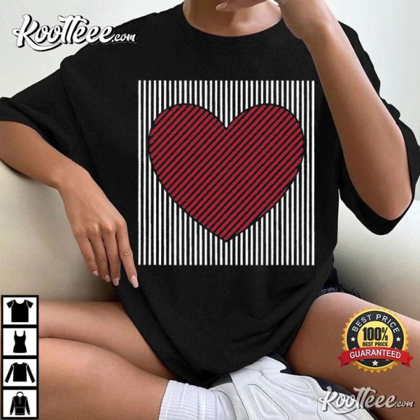 Retro Valentine Heart Valentine’s Day T-Shirt