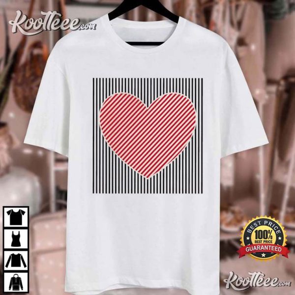 Retro Valentine Heart Valentine’s Day T-Shirt