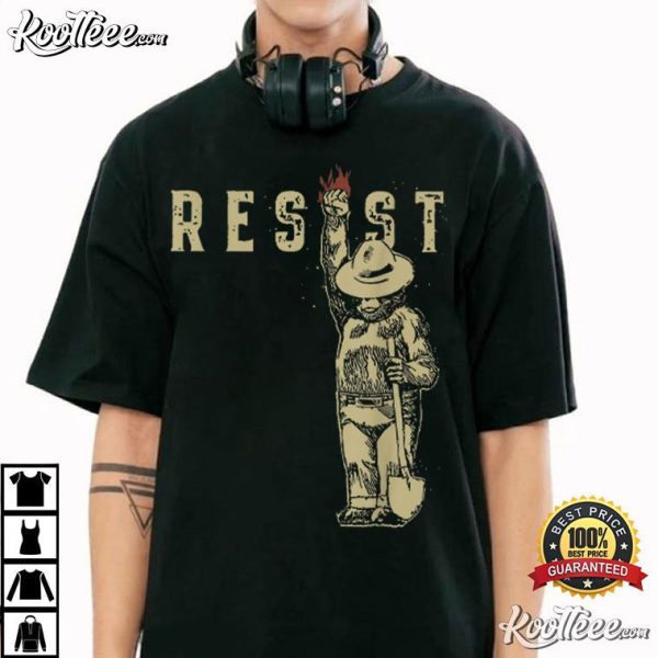 Vintage Smokey Bear Resist US Forest T-Shirt