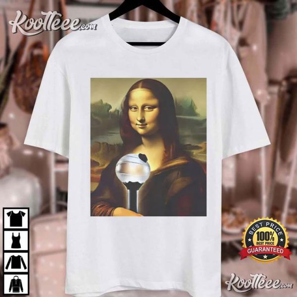 BTS Mona Lisa Holding ARMY Bomb T-Shirt