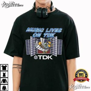 Stranger Things Music Lives On TDK Retro Boombox T-Shirt Stranger Things Music Lives On TDK Retro Boombox T Shirt (2)
