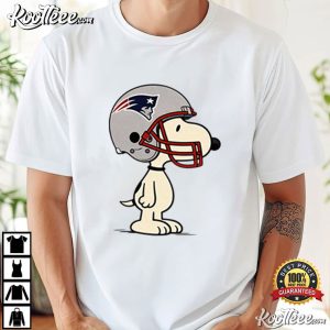 New England Patriots Snoopy Football Helmet Cute T-Shirt New England Patriots Snoopy Football Helmet Cute T Shirt (2)