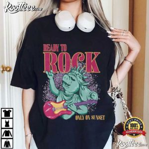 Ready To Rock Rockin Piggy Funny T-Shirt Ready To Rock Rockin Piggy Funny T Shirt (2)