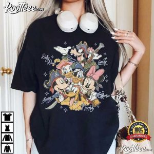Disney Mickey And Friends Signatures Pirates T-Shirt Disney Mickey And Friends Signatures Pirates T Shirt (1)