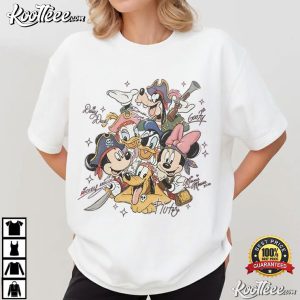 Disney Mickey And Friends Signatures Pirates T Shirt (2)