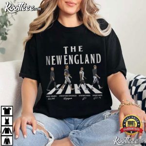 The New England Walking Road Signatures Football Fan T Shirt (2)