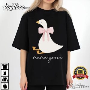 Mama Goose Cute Mom Funny T-Shirt Mama Goose Cute Mom Funny T Shirt (1)