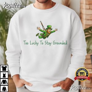 Too Lucky To Stay Grounded Funny St Patrick’s Day Leprechaun Bungee Jump T Shirt (4)