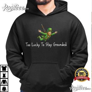 Too Lucky To Stay Grounded Funny St Patrick’s Day Leprechaun Bungee Jump T Shirt (3)