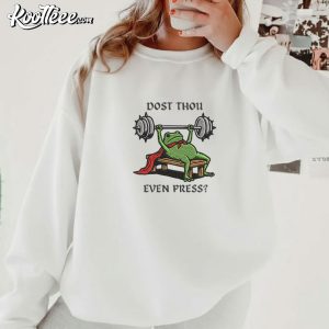 Dost Thou Even Press Medieval Frog Knight Embroidered Sweatshirt (2)