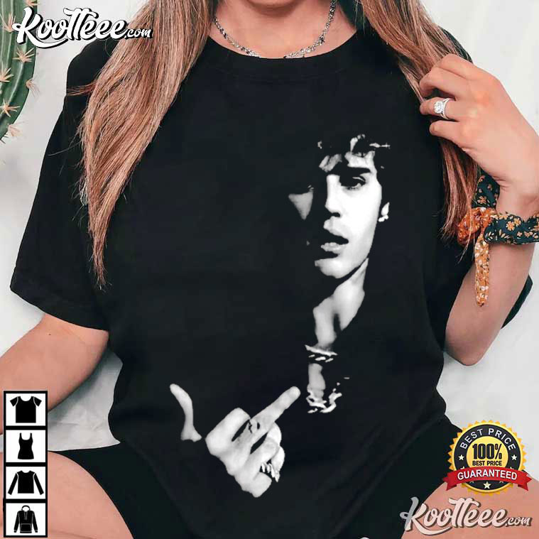 Justin Bieber Middle Finger SWAG Launch T-Shirt Justin Bieber Middle Finger SWAG Launch T-Shirt