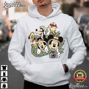 Disney Safari Animal Kingdom Mickey And Friends T-Shirt Disney Safari Animal Kingdom Mickey And Friends T Shirt (2)