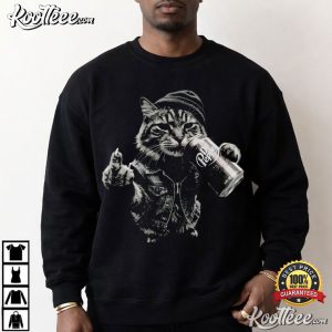 Cat Drinking Pepper Vintage Funny Cat T Shirt (1)