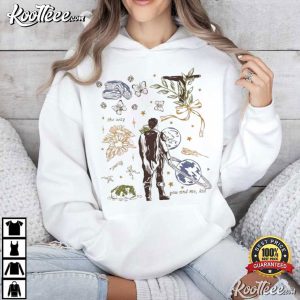 The Mandalorian Hero And The Kid Movie Fan Gift T Shirt (2)